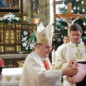 Zagrebačka nadbiskupija u 2021. godini darovala 309 tisuća kuna mnogobrojnim obiteljima